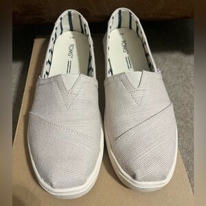 TOMS Warm Natural Heritage Canvas Shoes